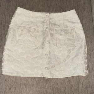 Elegant Cream Button-Front Mini Skirt